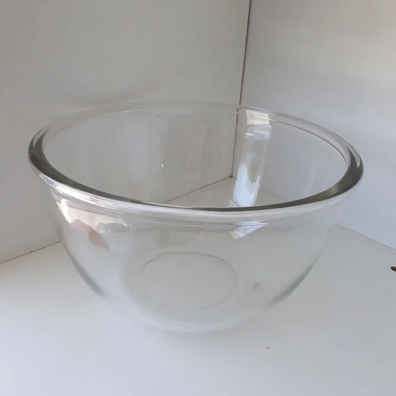 کاسه شیشه ای بزرگ|ظروف سرو و پذیرایی|محلات, |دیوار