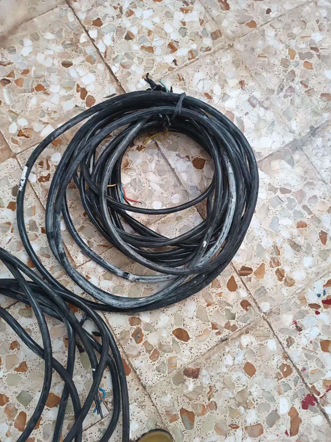 کابل ۴ در ۱۰  و ۴ در ۶   خشک|مصالح و تجهیزات ساختمان|آبادان, |دیوار