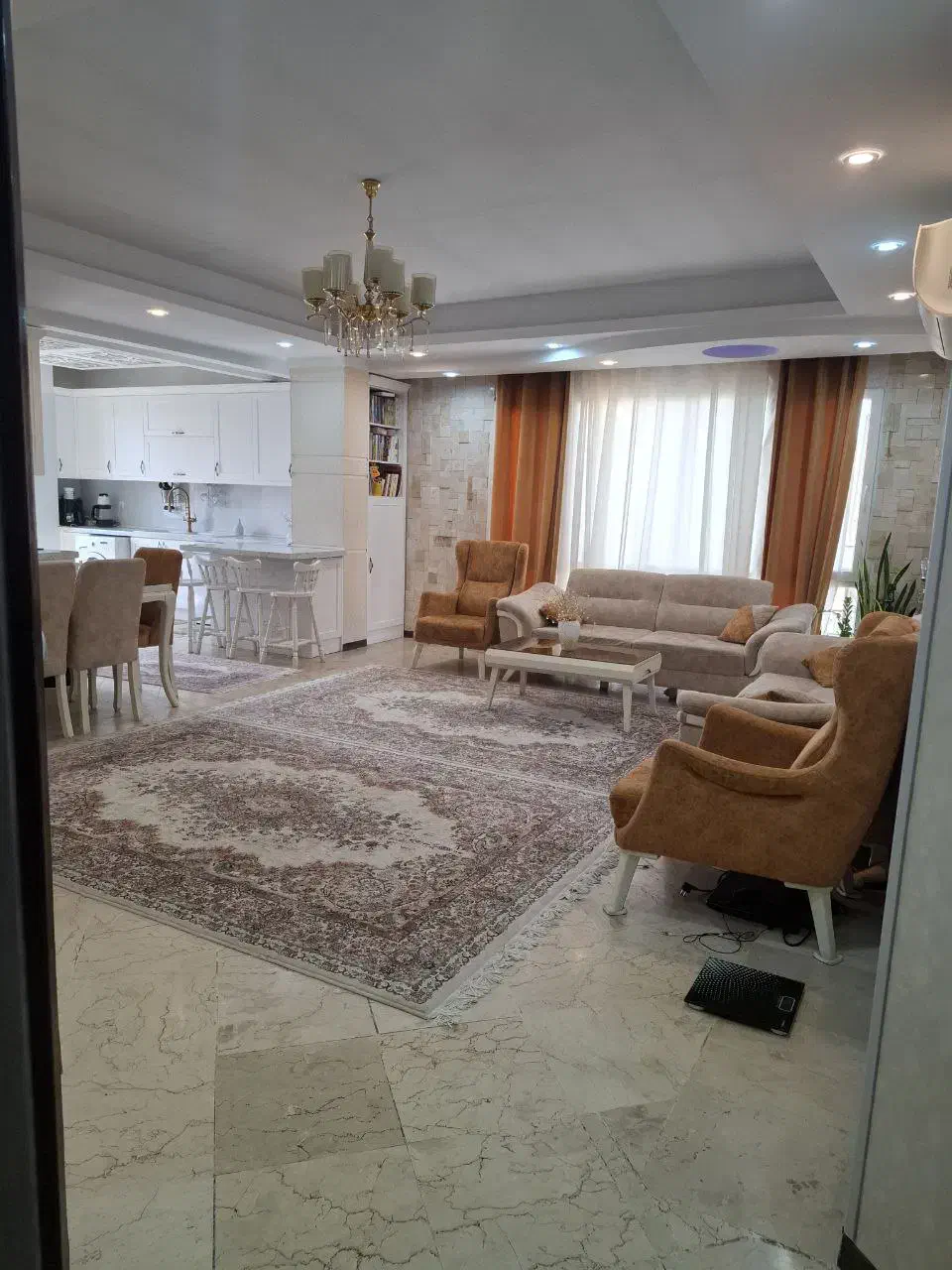 رهن اپارتمان95مترسالن پرده خورفول ششم نیروهوایی