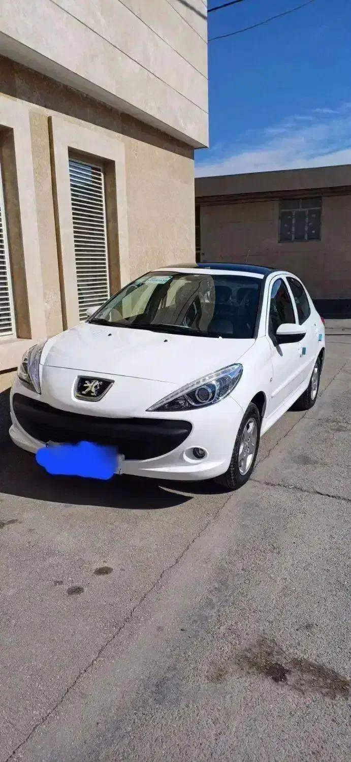 207 پانوراما ۱۴۰۳دنده ای ارتقا یافته صندلی چرم|خودرو سواری و وانت|نیشابور, بنیاد شهید|دیوار