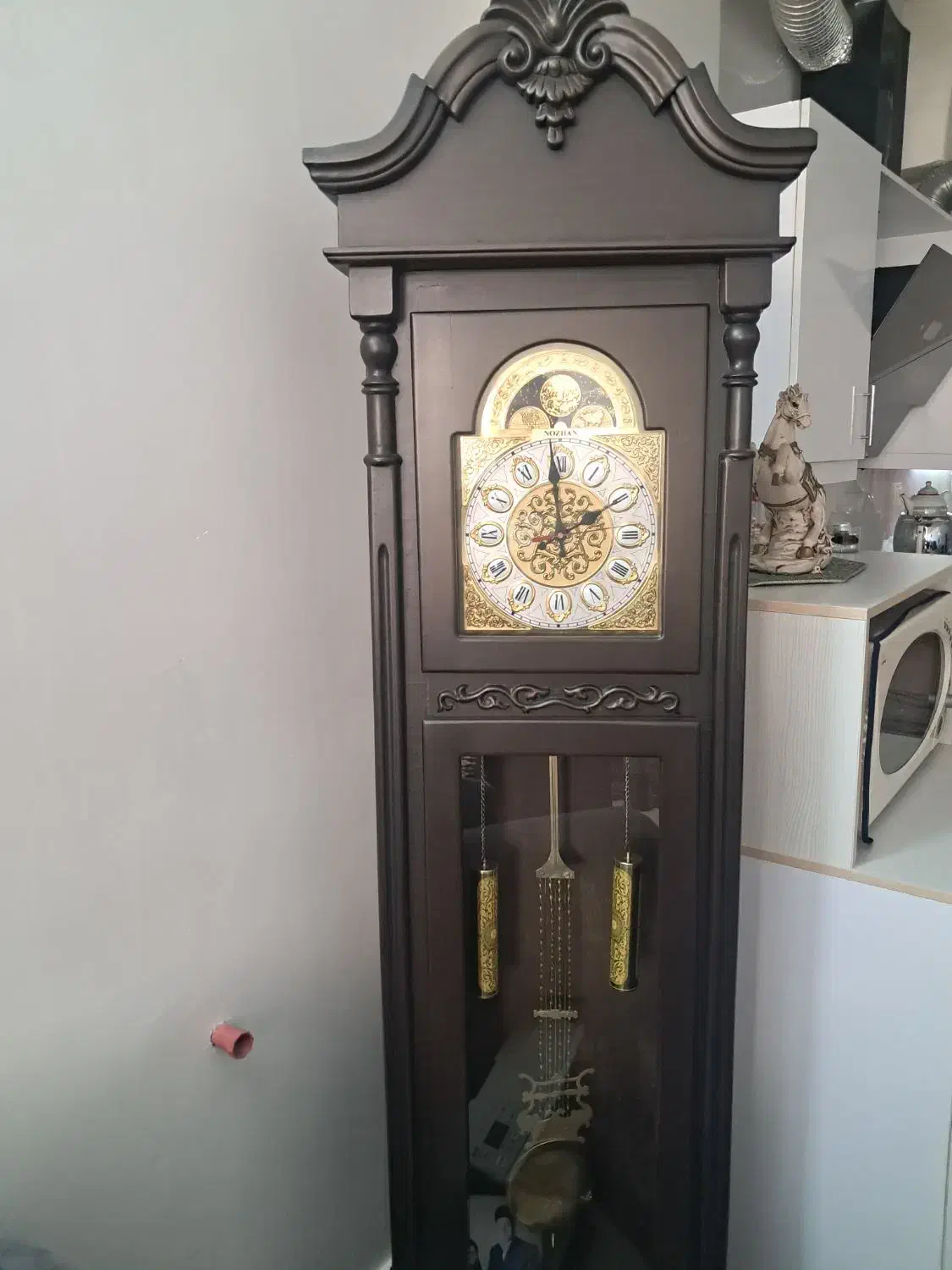 یک ساعت فروشی سالم ونو|ساعت دیواری و تزئینی|نیشابور, پاستور|دیوار