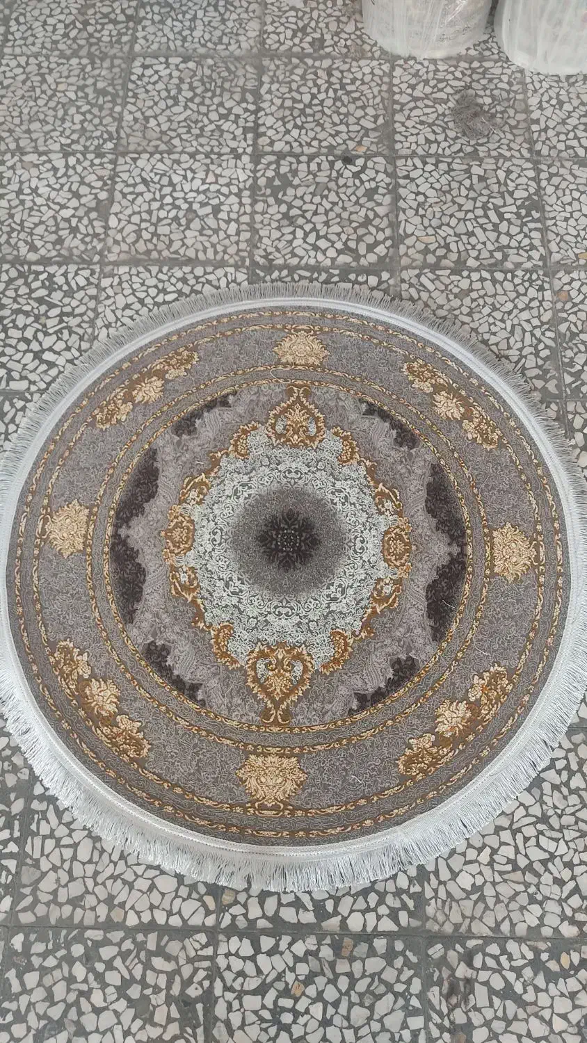 قالیچه دایره قطر ۱ متر|فرش|قم, سالاریه|دیوار