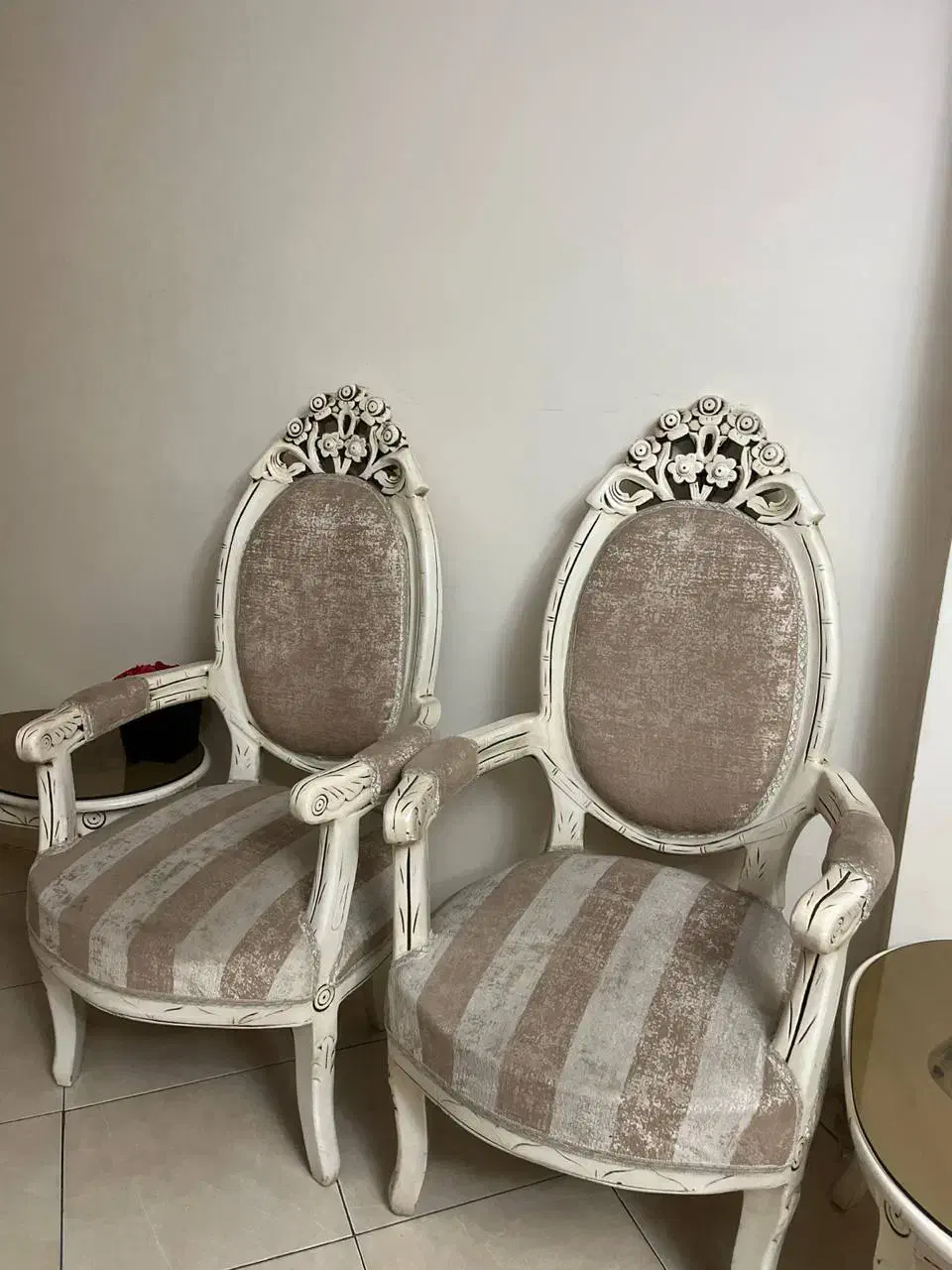 مبل ۹ نفره سلطنتی|مبلمان خانگی و میز عسلی|ری, ولی آباد|دیوار