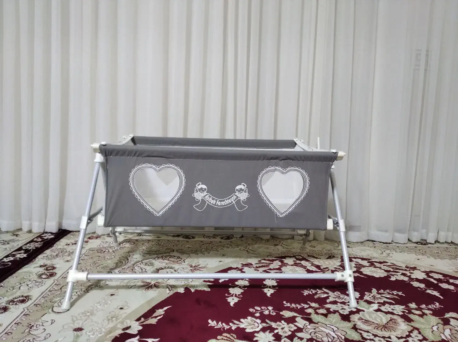 گهواره‌میلاد|تخت و صندلی بچه|کرمانشاه, |دیوار