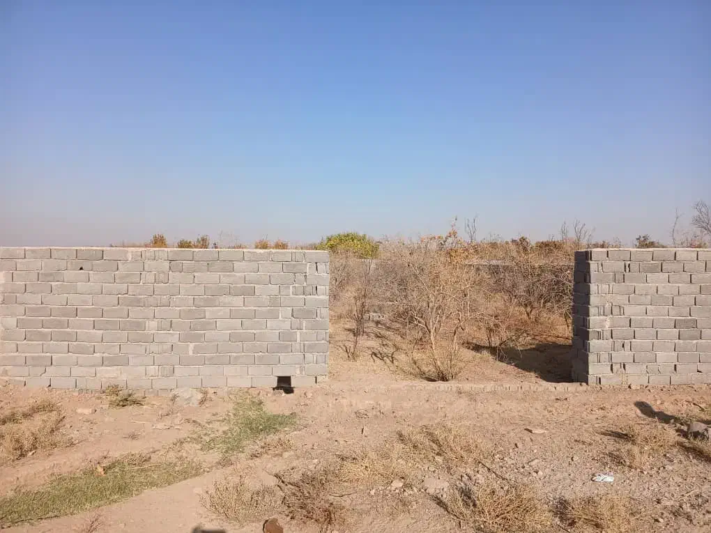 باغ ۵۰۰ متری سند تک برگ سهمیه آب معاوضه با خودرو|فروش زمین و ملک کلنگی|کاشان, طاهرآباد|دیوار