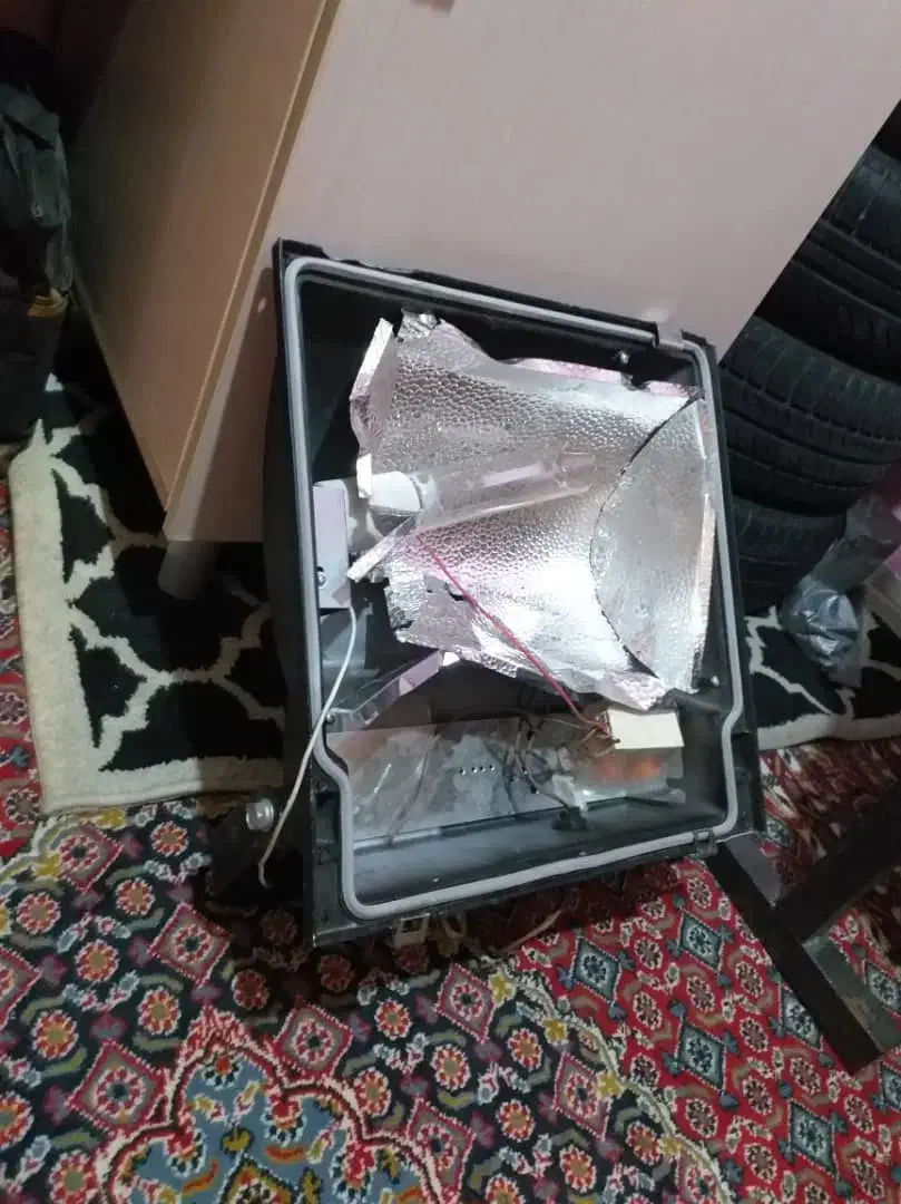 قاب پرژکتور|تلویزیون و پروژکتور|اسلام‌شهر, مسکن مهر اسلاشهر (شهرک امام خمینی)|دیوار