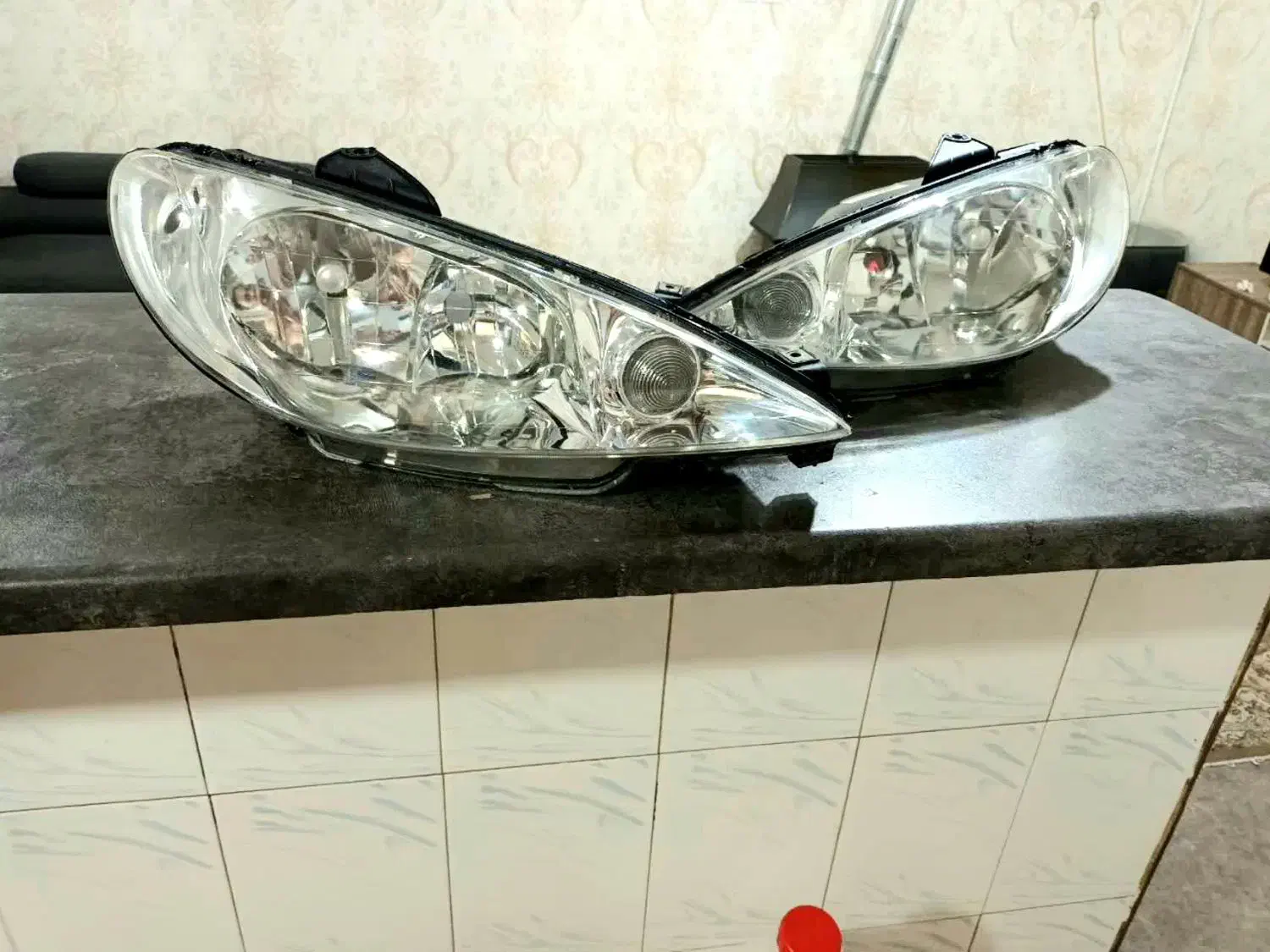 یک جفت چراغ جلو۲۰۶سالم و شفاف|قطعات یدکی و لوازم جانبی|ری, سیزده آبان|دیوار