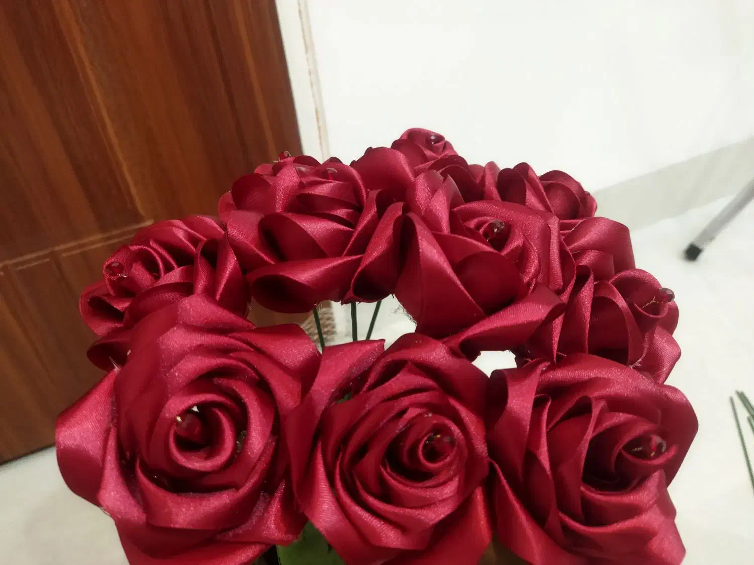 گل رز روبان شاخه‌ای ۳۰|گل مصنوعی|اراک, |دیوار