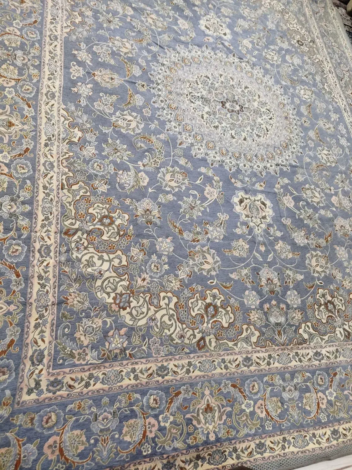 روفرشی 12متری روزمریم 6ماه استفاده شده|روفرشی|تهران, صاحب الزمان|دیوار