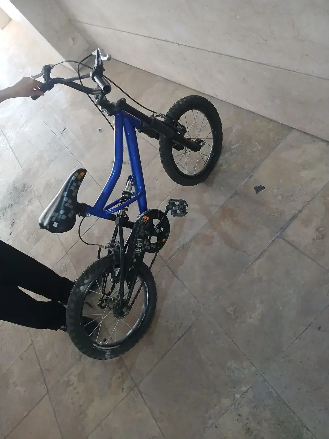 دوچرخه ۱۶|دوچرخه، اسکیت، اسکوتر|اندیشه, اندیشه فاز ۳|دیوار