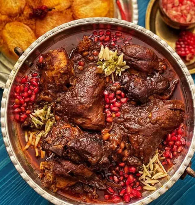 سر آشپز ، حرفه ی ایرانی، غذای گیلانی هستم|استخدام خدمات فروشگاه و رستوران|بومهن, |دیوار