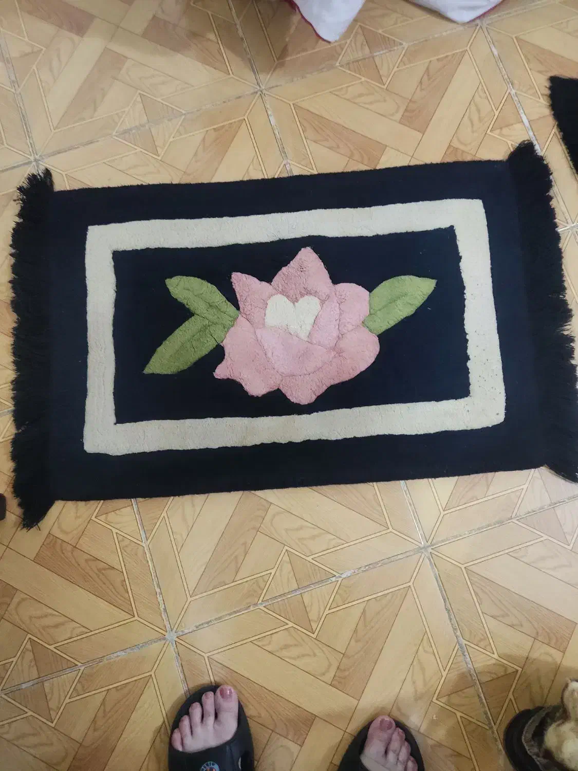 فرش پادری دوعدد طرح گل|پادری|رشت, دیلمان|دیوار