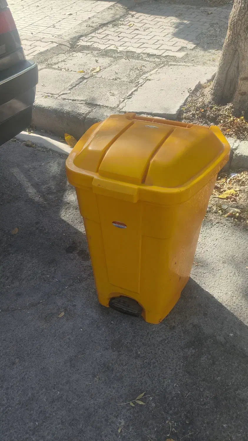 سطل زباله حدودا ۱۰۰ لیتری|لوازم نظافت|شهرکرد, |دیوار