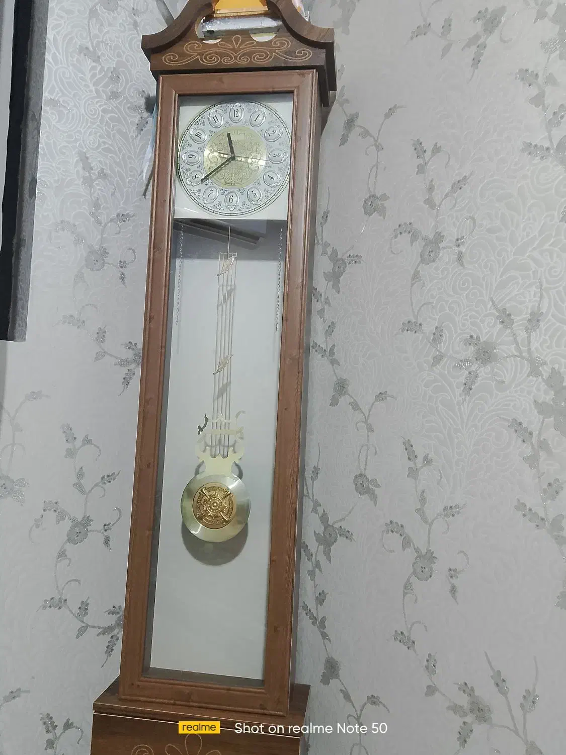 یک عدد ساعت ایستاده|ساعت دیواری و تزئینی|رباط‌کریم, نصیرشهر|دیوار