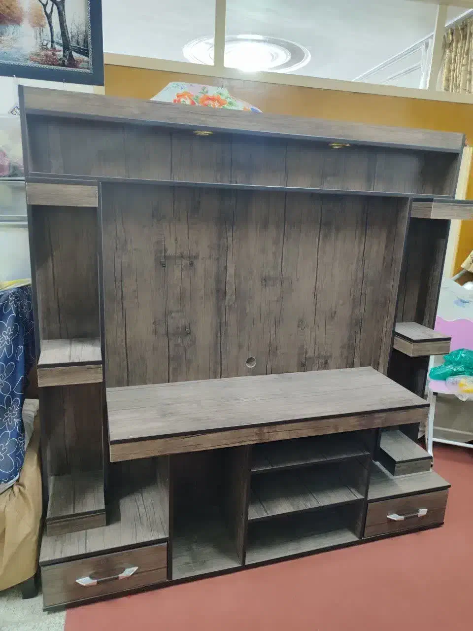 میزتلویزیون سالم و تمیز|میز تلویزیون|پیر بکران, |دیوار