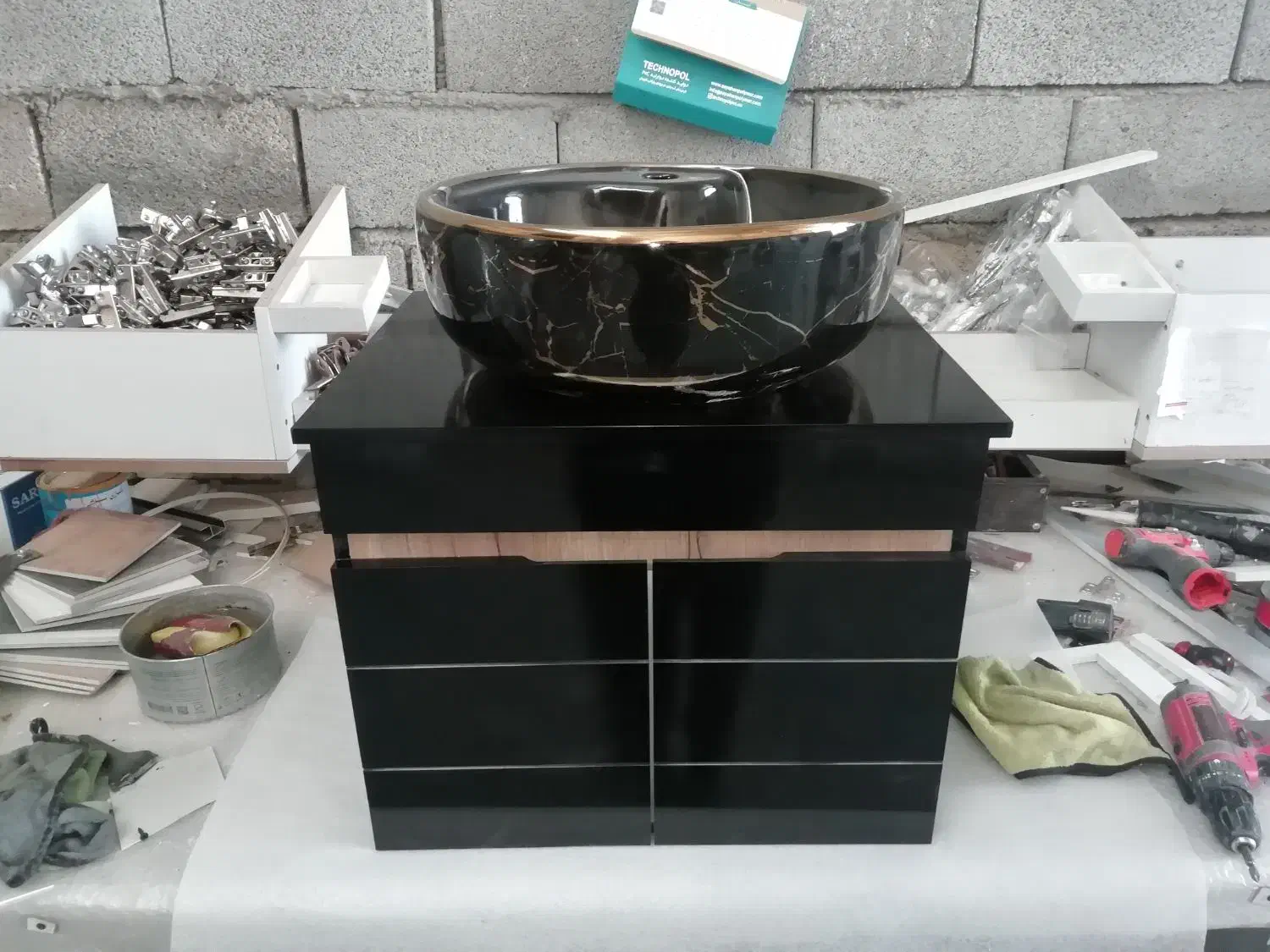 تولیدی کابین روشویی|لوازم سرویس بهداشتی|شیراز, گچی|دیوار