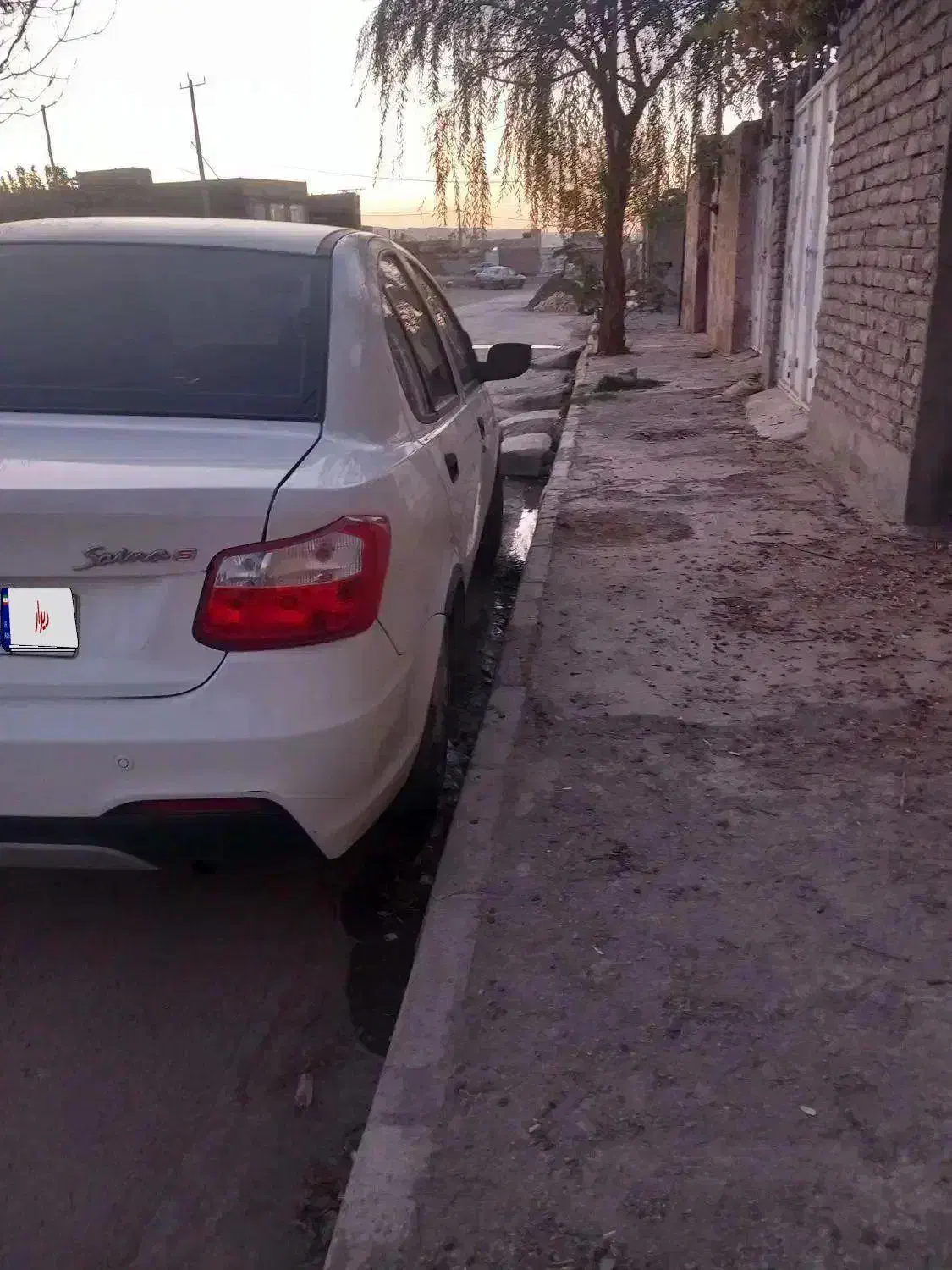 ساینا s مدل بیرنگ|خودرو سواری و وانت|چناران, |دیوار