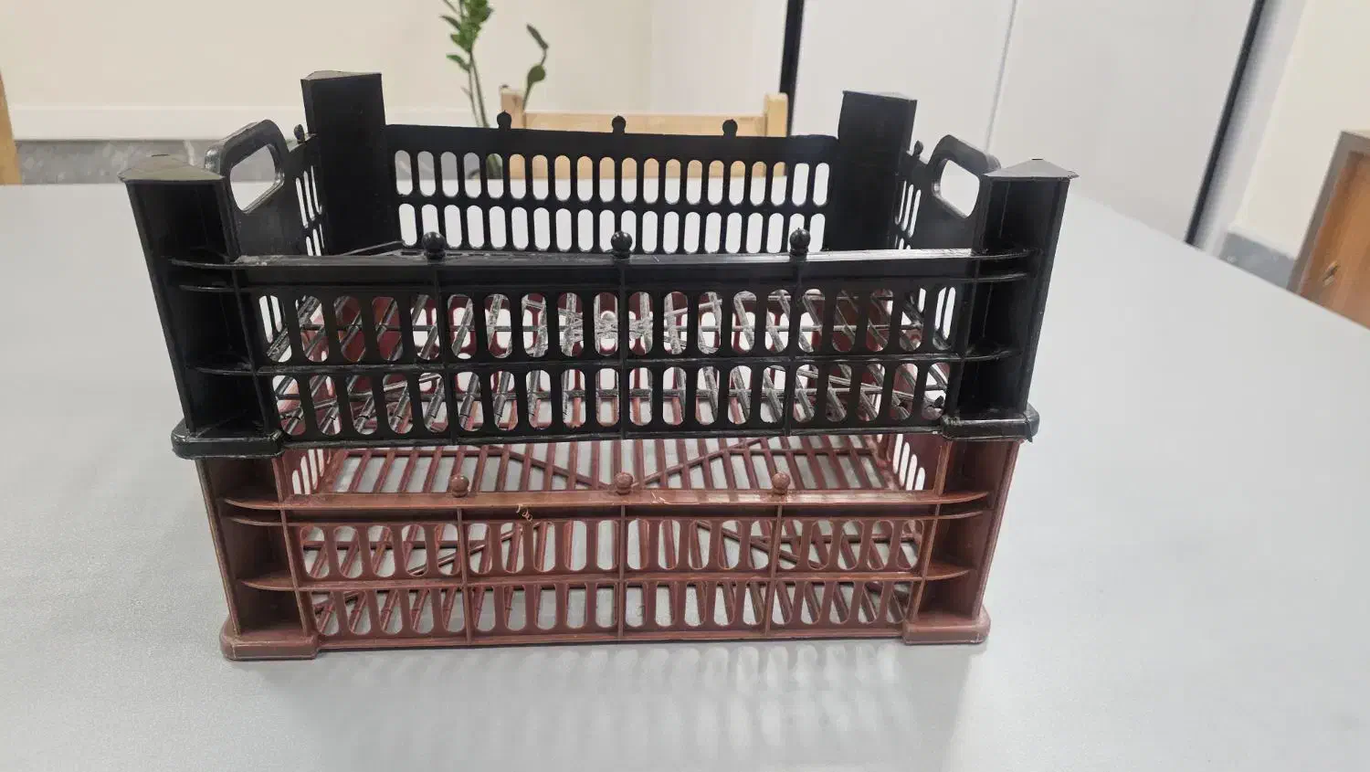 قالب سبد میوه ۶ کیلویی (تزریق پلاستیک)|ماشینآلات صنعتی|نمین, |دیوار