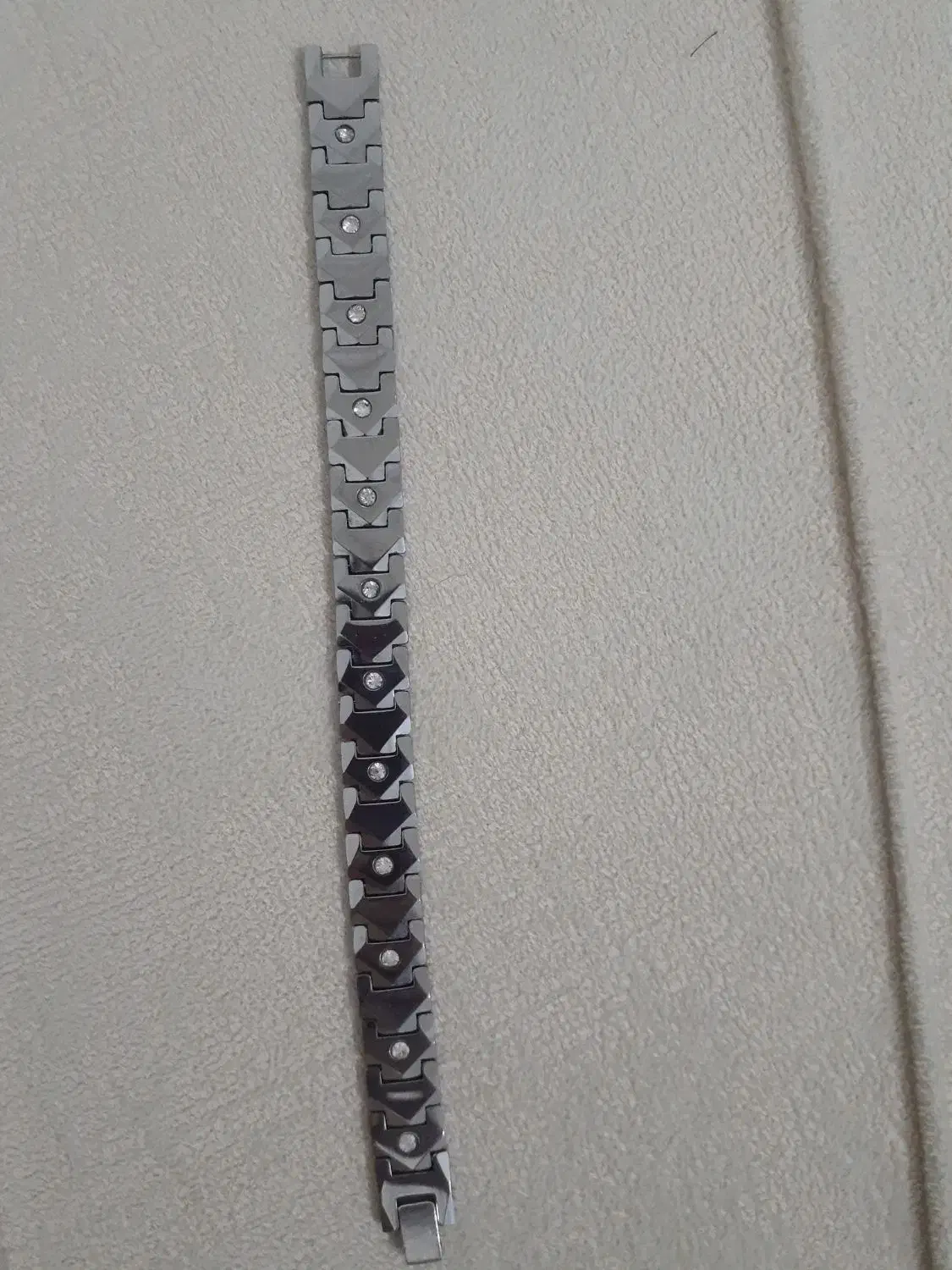 دستبند مغناطیسی|جواهرات|ارومیه, |دیوار