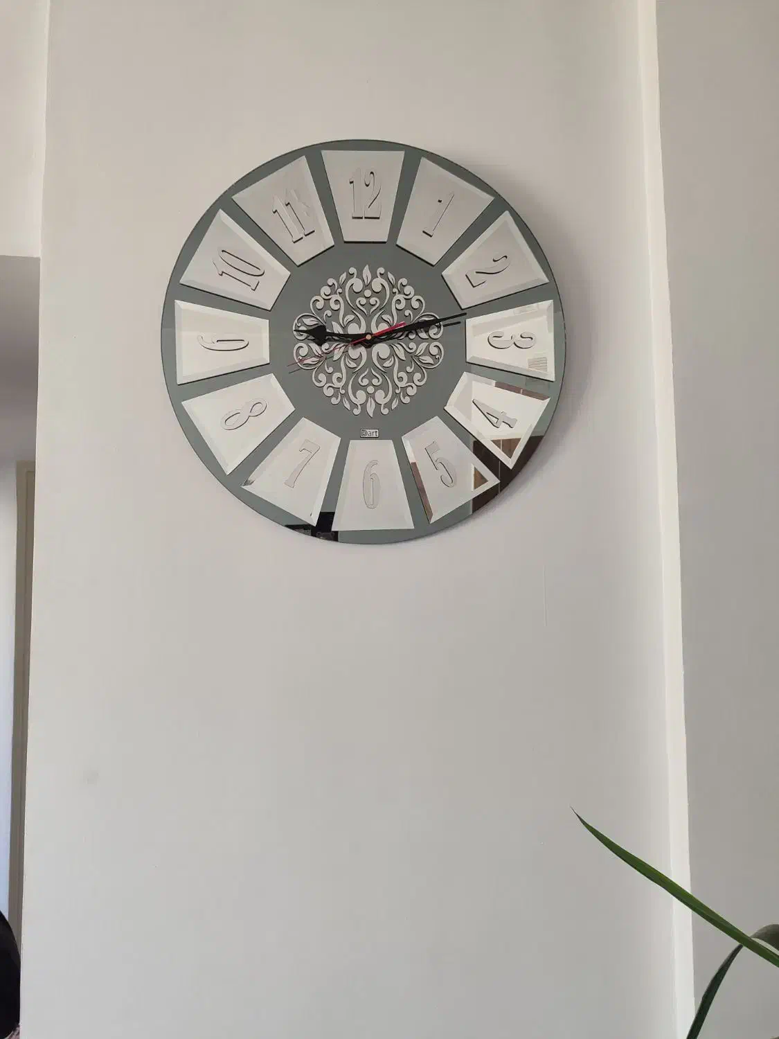 ساعت آینه ای در حد نو|ساعت دیواری و تزئینی|شاهرود, |دیوار