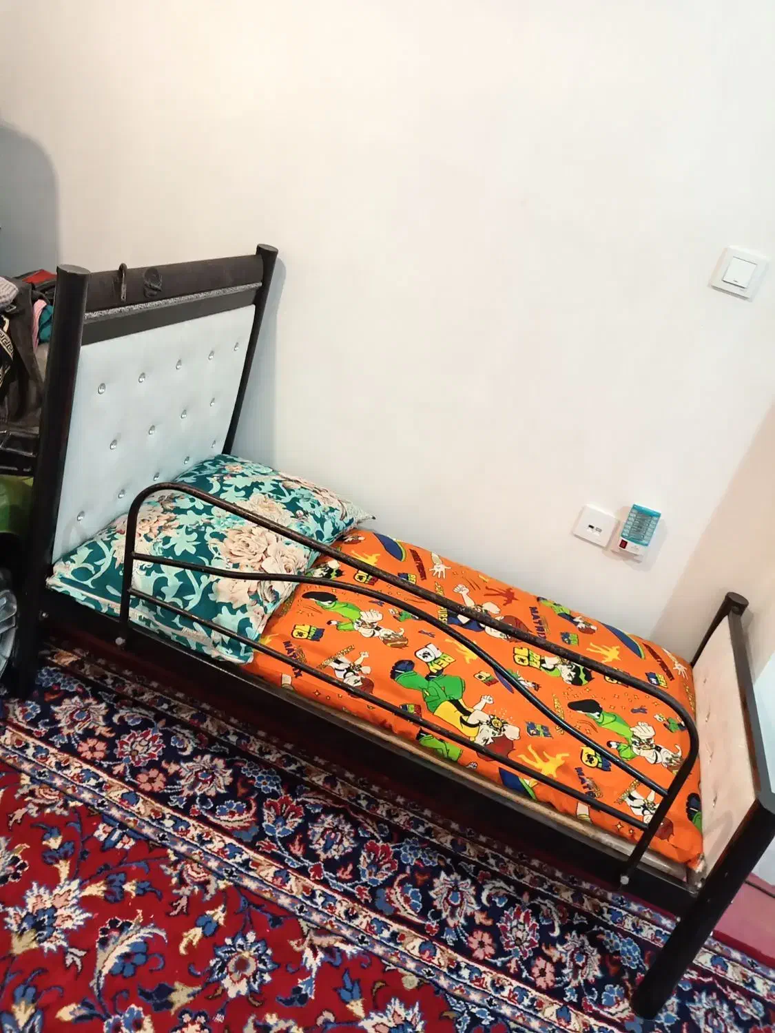 تخت خواب کودکانه|تخت و سرویس خواب|آذرشهر, |دیوار