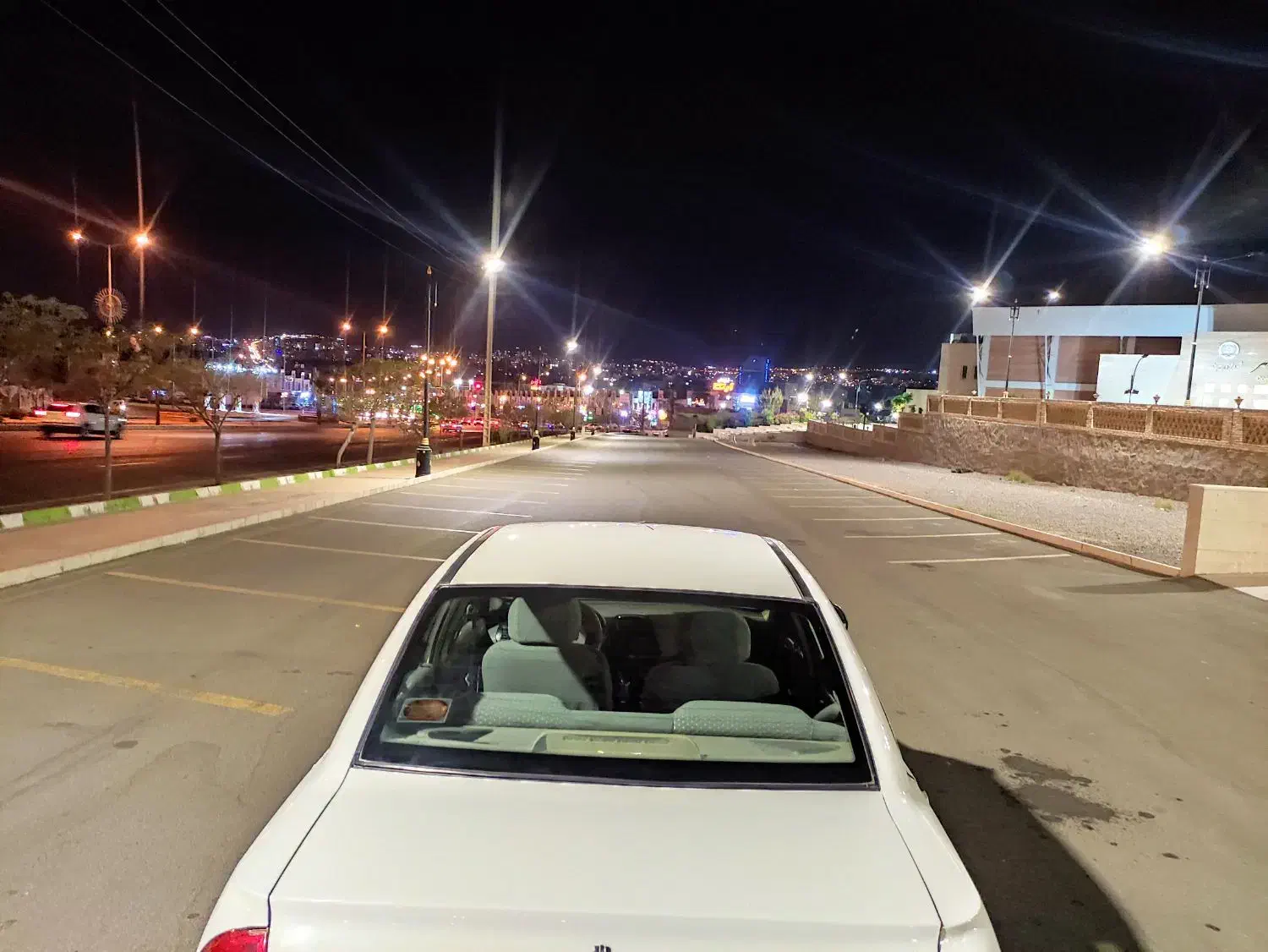 تیبا صندوق دار دوگانه|خودرو سواری و وانت|بیرجند, |دیوار