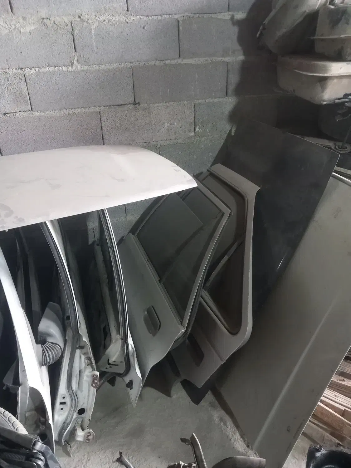 درب خودروپژو۴۰۵ اکسل گیربکس اتاق نیسان جویباری|قطعات یدکی و لوازم جانبی|همدان, |دیوار