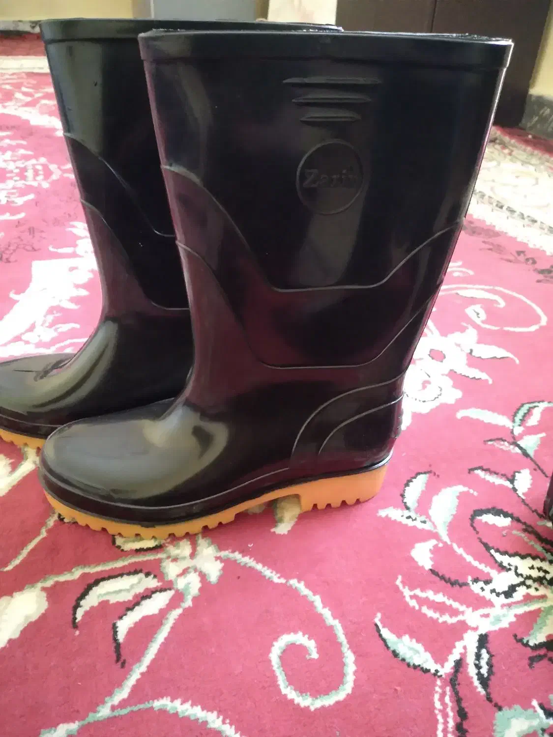 چکمه ۲۰۰۰۰۰|کیف، کفش، کمربند|ایذه, |دیوار