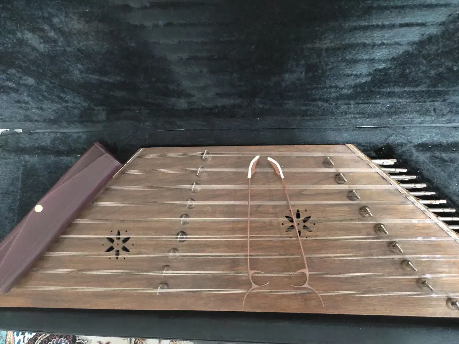 سنتور|سازهای سنتی|رشت, نخودچر|دیوار