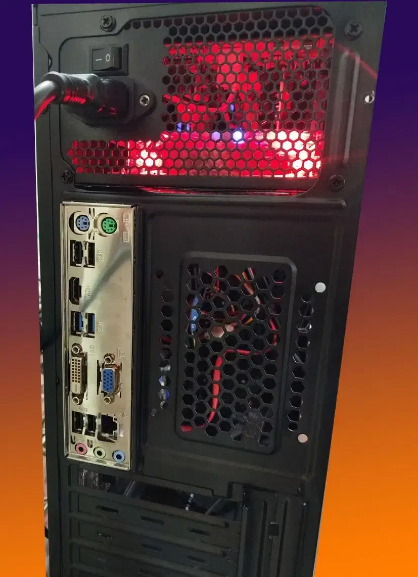 کامپیوتر + رم 16گیگ+ویندوز 11 در حد آکبند(فقط کیس)|رایانه رومیزی|تهران, سلسبیل جنوبی|دیوار