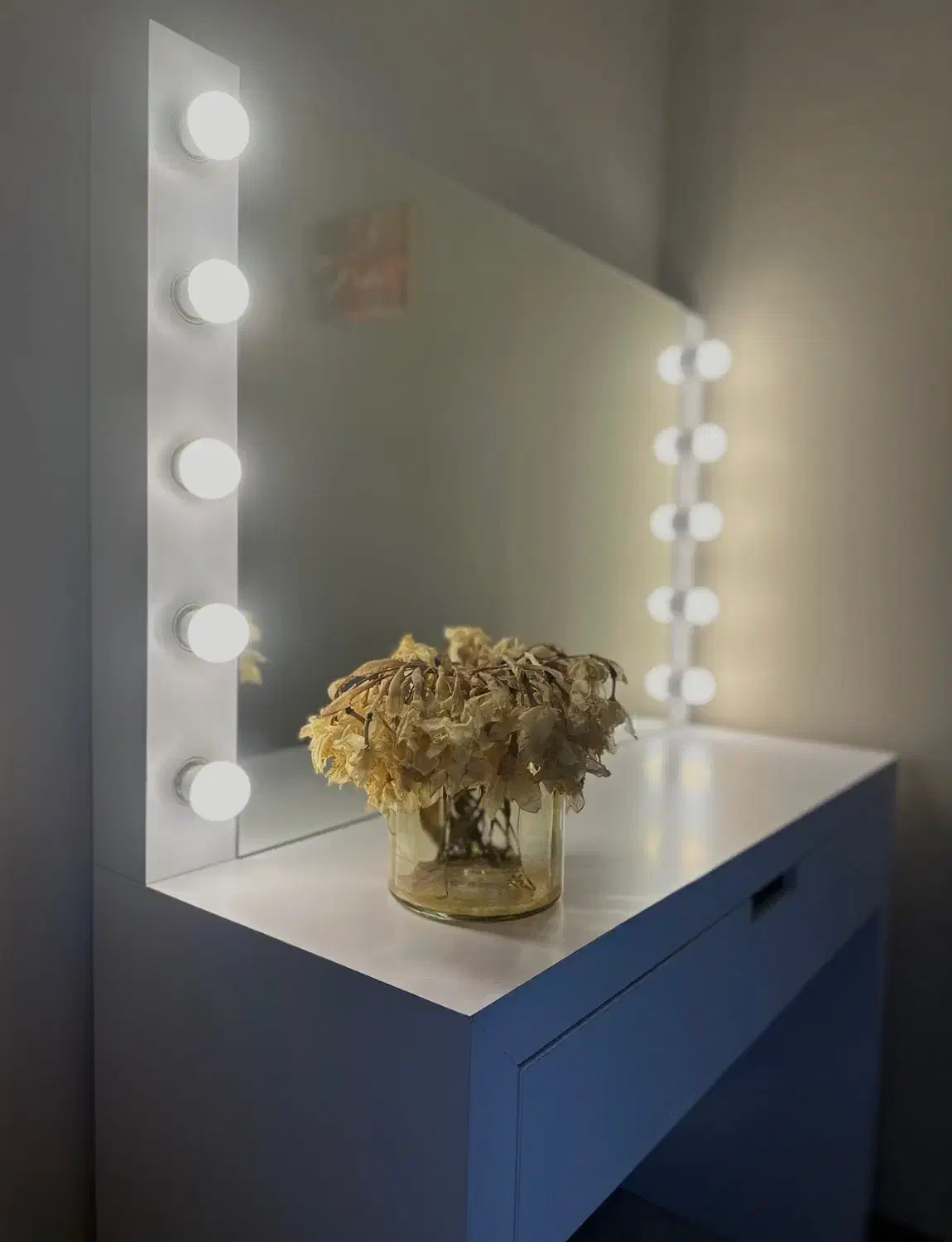 آیینه|آینه|چالوس, |دیوار