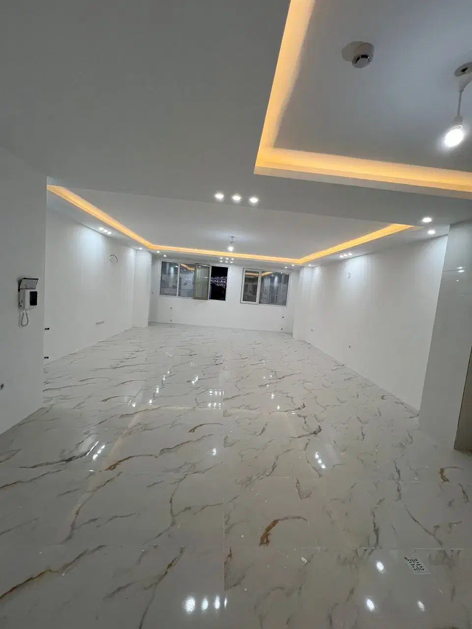 آپارتمان اراضی پایین کوه/واحد جنوبی|فروش آپارتمان|زنجان, |دیوار