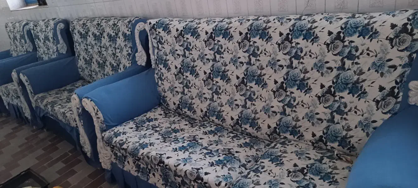 مبل هفت نفره خوش رنگ  در حد نو|مبلمان خانگی و میز عسلی|اردکان, |دیوار