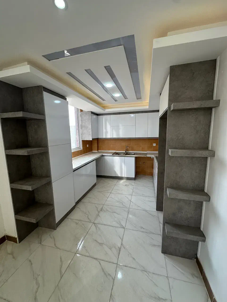 دوطبقه هشت بهشت|فروش خانه و ویلا|شاهینشهر, شهرک هشت بهشت|دیوار