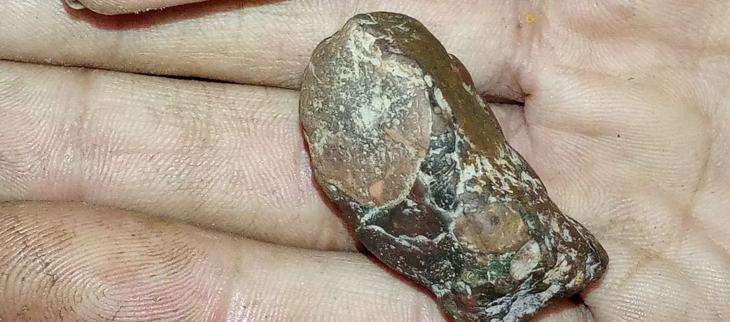 شهاب سنگ|جواهرات|گنبد کاووس, |دیوار