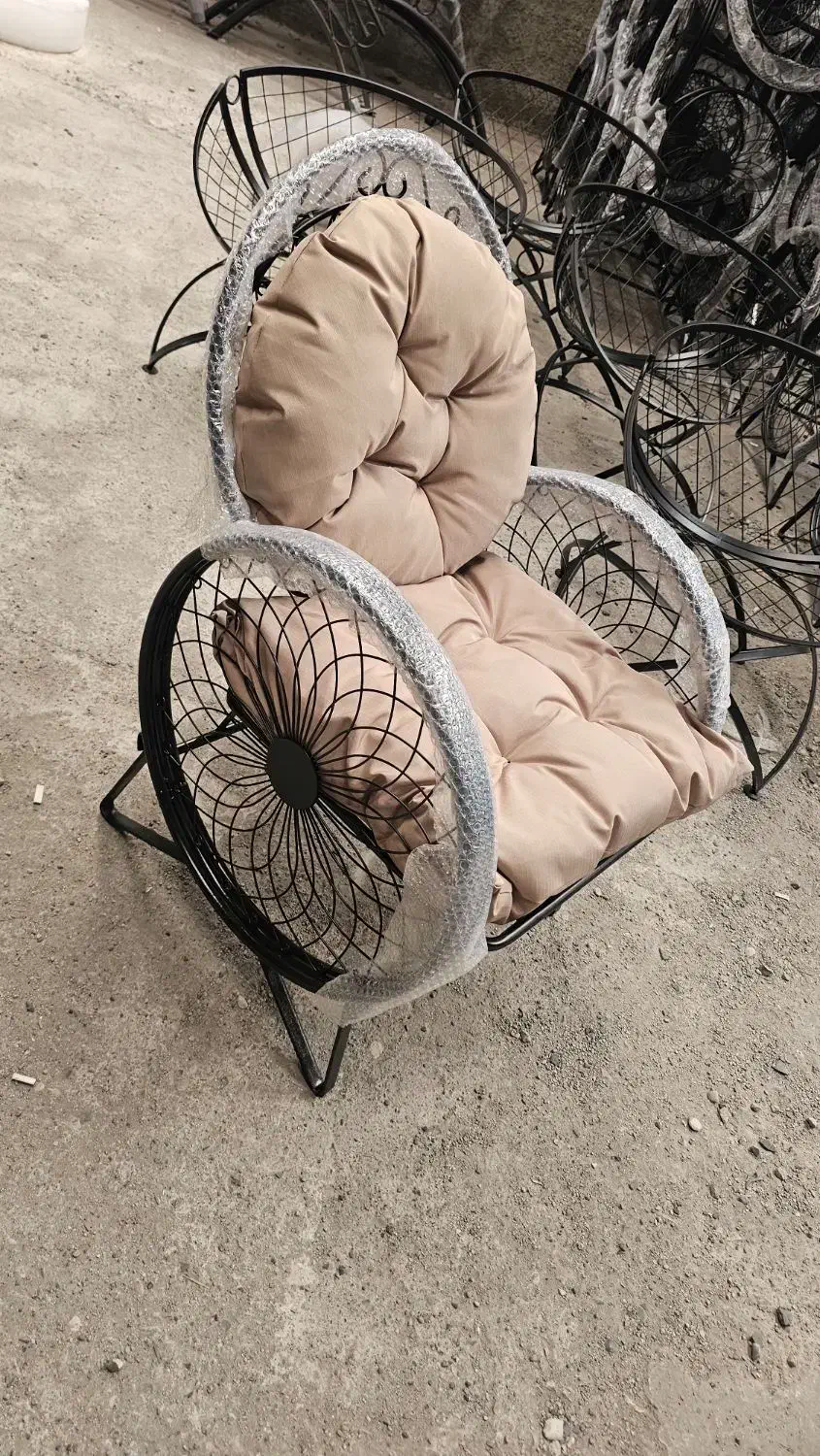 صندلی طرح آلکاسر باغی مبلمان اتشدان دار 77|صندلی و نیمکت|محمدشهر, محمدشهر|دیوار