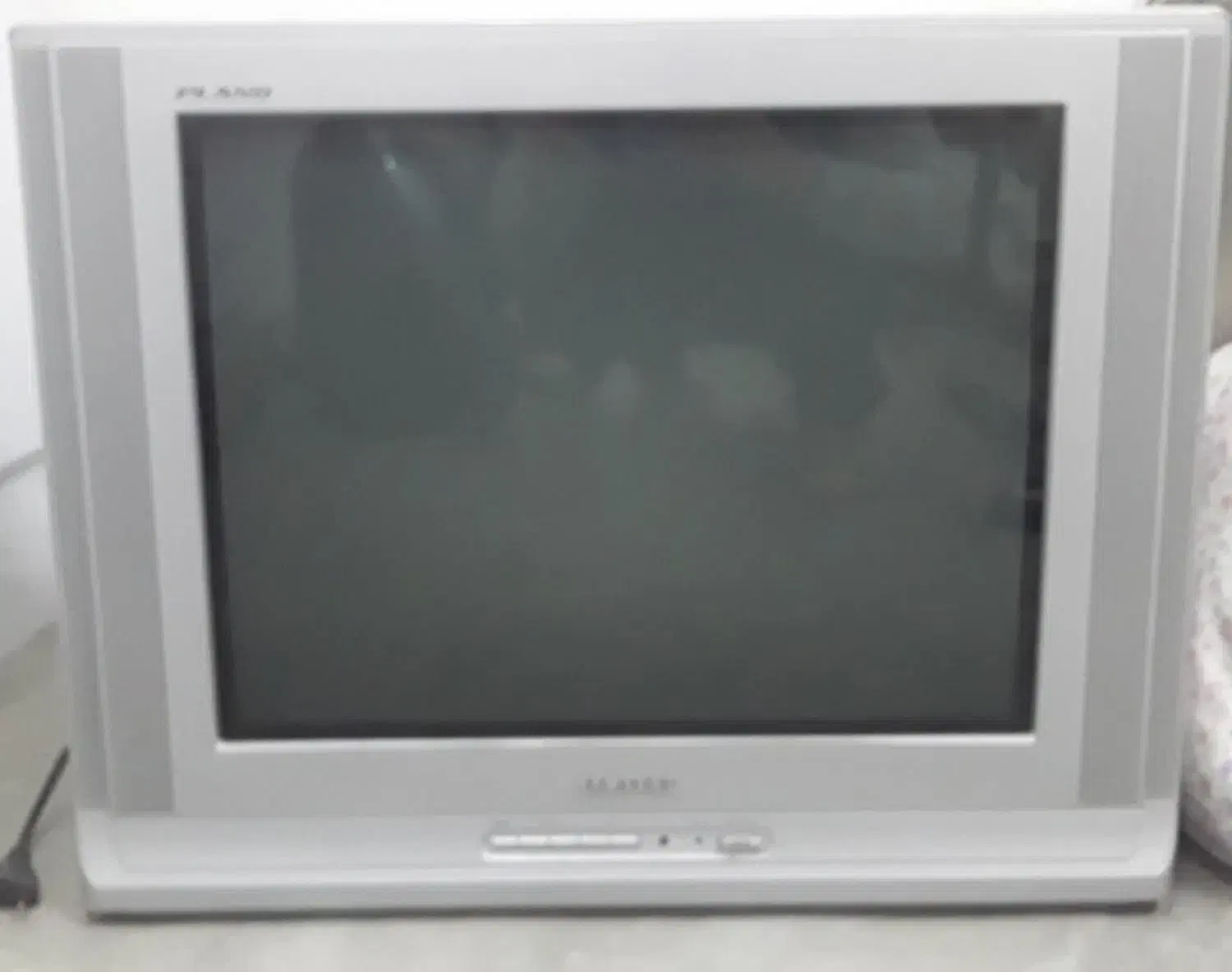 تلویزیون قدیمی|تلویزیون و پروژکتور|اردبیل, |دیوار