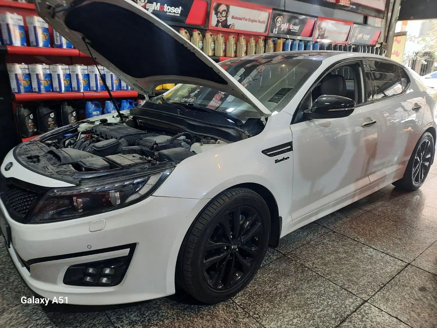 به یک مکانیک ماهر نیازمندیم خیابان سورنا|استخدام صنعتی، فنی، مهندسی|تهران, عباس‌آباد|دیوار