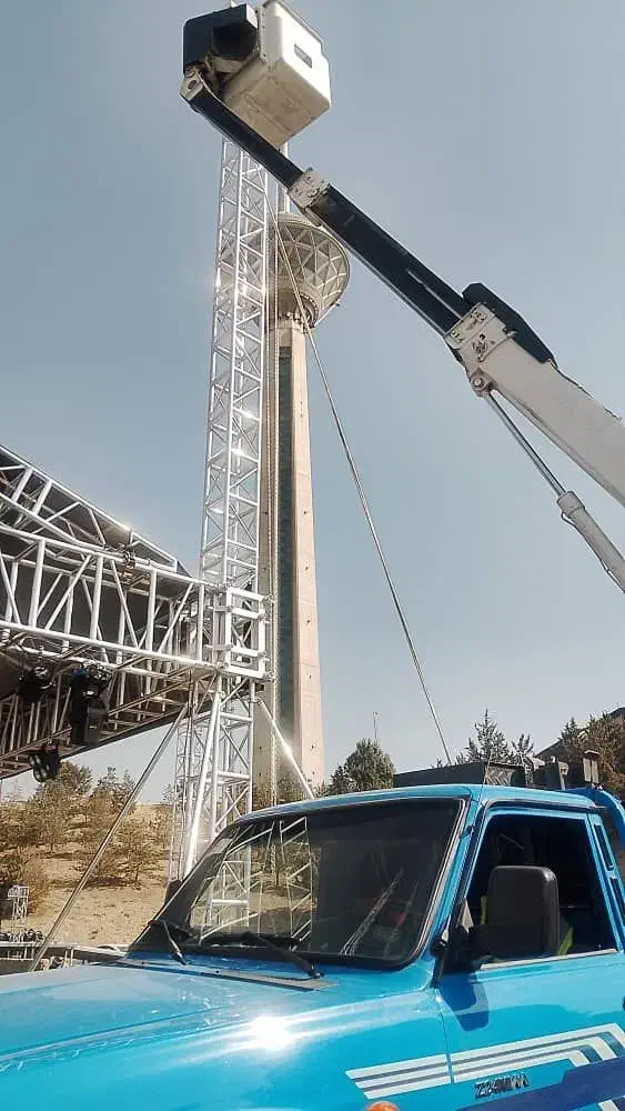 لجور بالابر تلسکوپی ۱۲ متر دسترسی|خدمات حمل و نقل|چهاردانگه (تهران), |دیوار