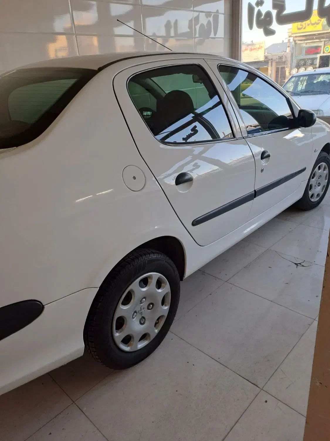 اس دی وی۸ مدل ۹۳ کم کار|خودرو سواری و وانت|زنجان, |دیوار