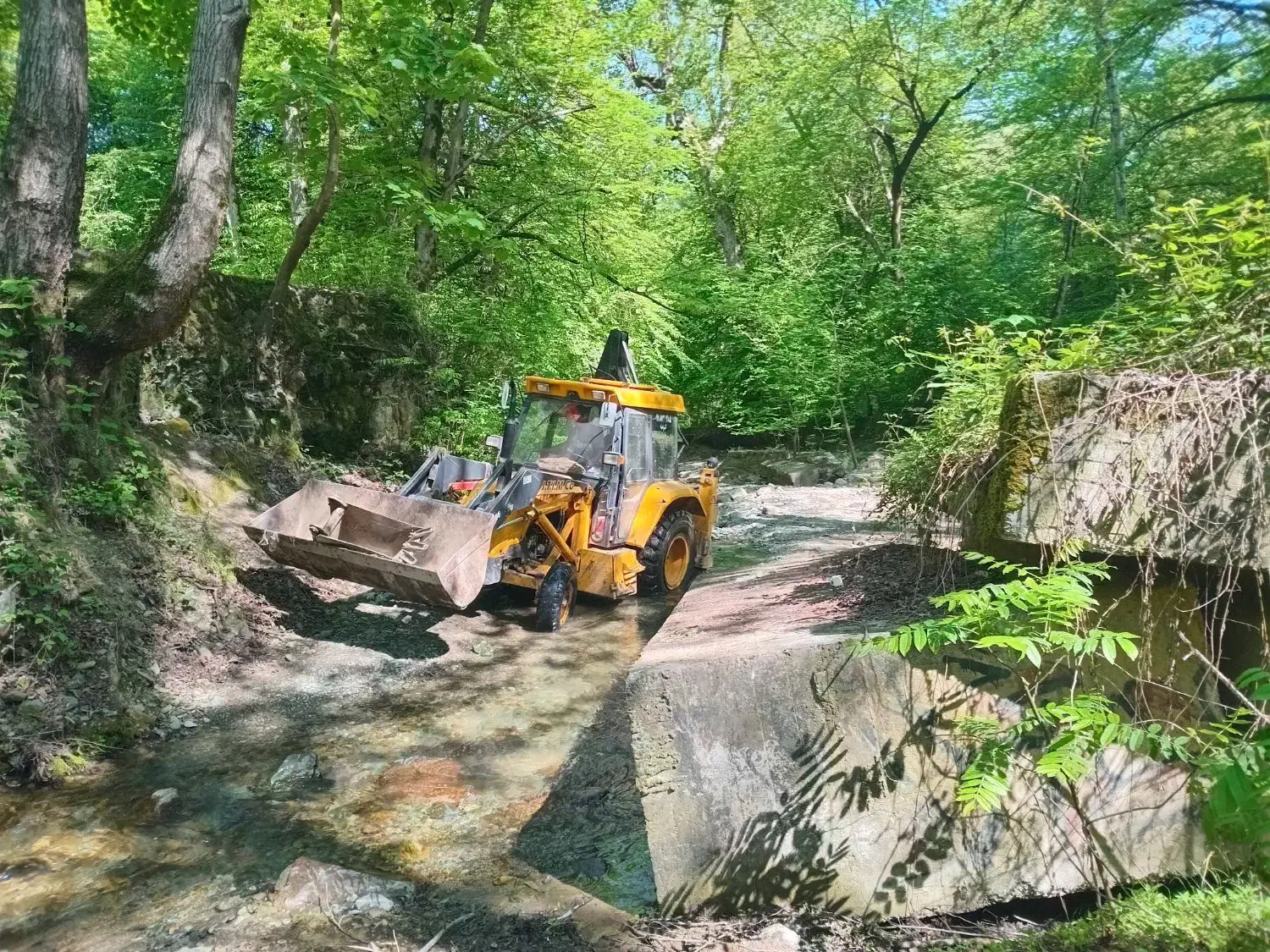 بیل بکهو مدل 89|خودرو سنگین|علی‌آباد کتول, |دیوار