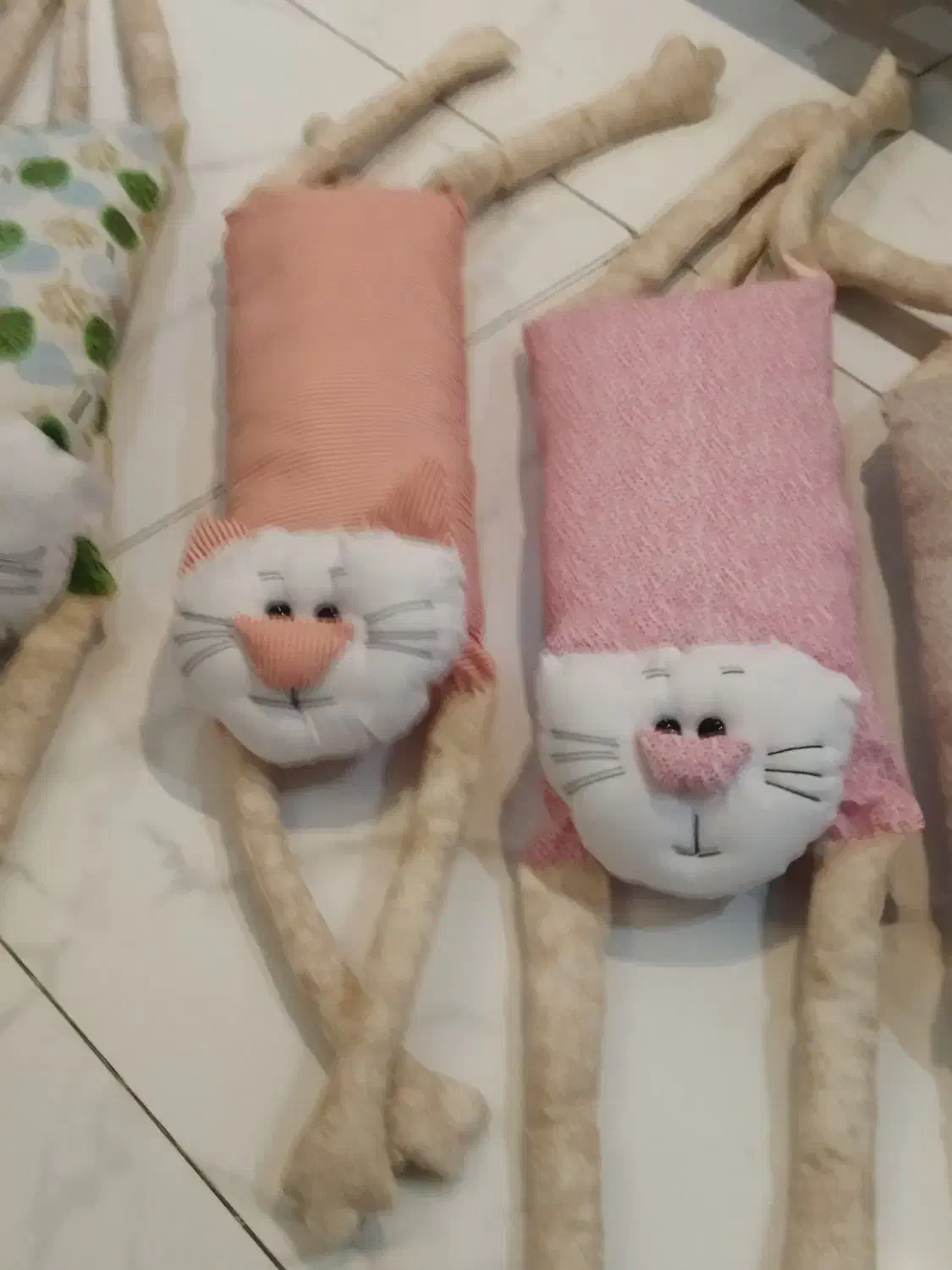 بالشت شکل گربه و جا دستمال کاغذی شکل قارچ|اسباب و اثاث بچه|تهران, وردآورد|دیوار