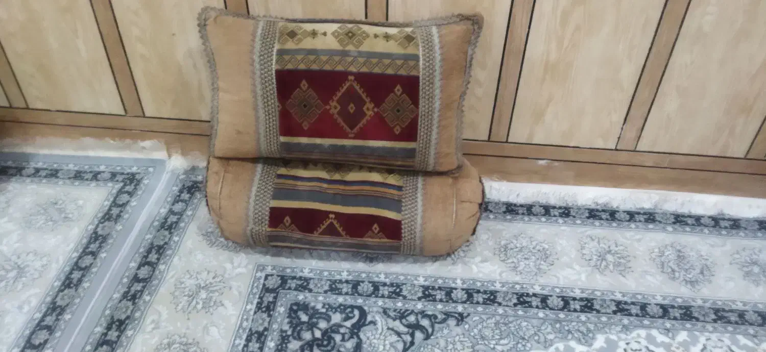 فروش ده عدد روبالشتی ده عدد روپشتی فقط سه میلیون|رختخواب، بالش، پتو|دهدشت, |دیوار