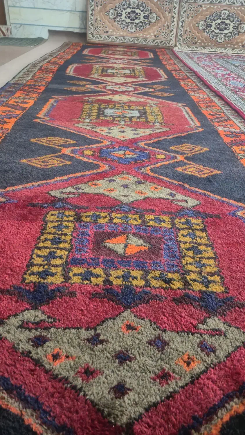 فرش دستباف قدیمی|فرش|قرچک, میرزائی شمالی|دیوار