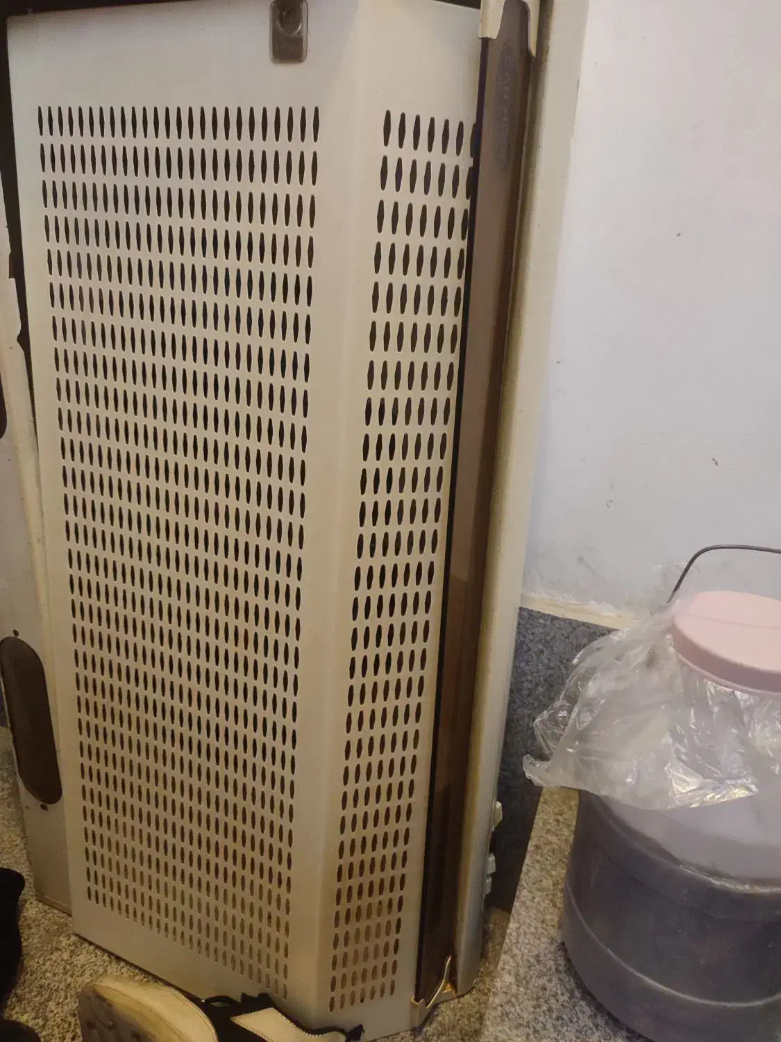 هود کن|هود|مشهد, سمزقند|دیوار