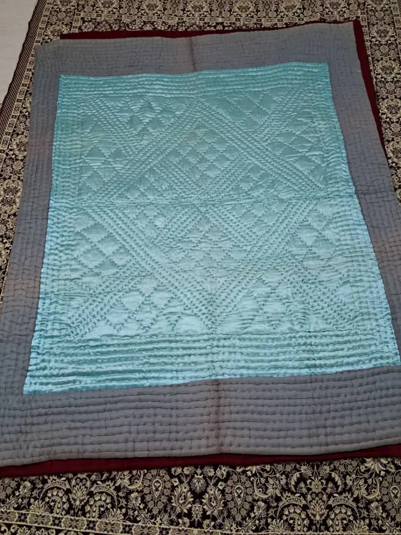 لحاف|رختخواب، بالش، پتو|کرج, ساسانی (قلمستان)|دیوار