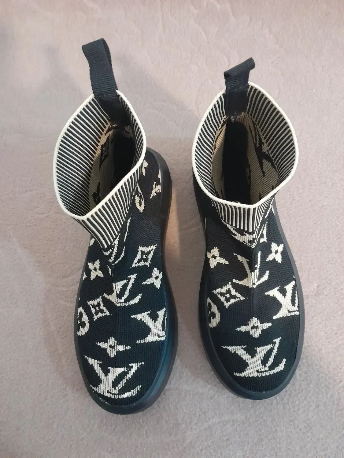 کفش جورابی ساقدار بالنسیاگا سایز ۳۸|کیف، کفش، کمربند|بوکان, |دیوار