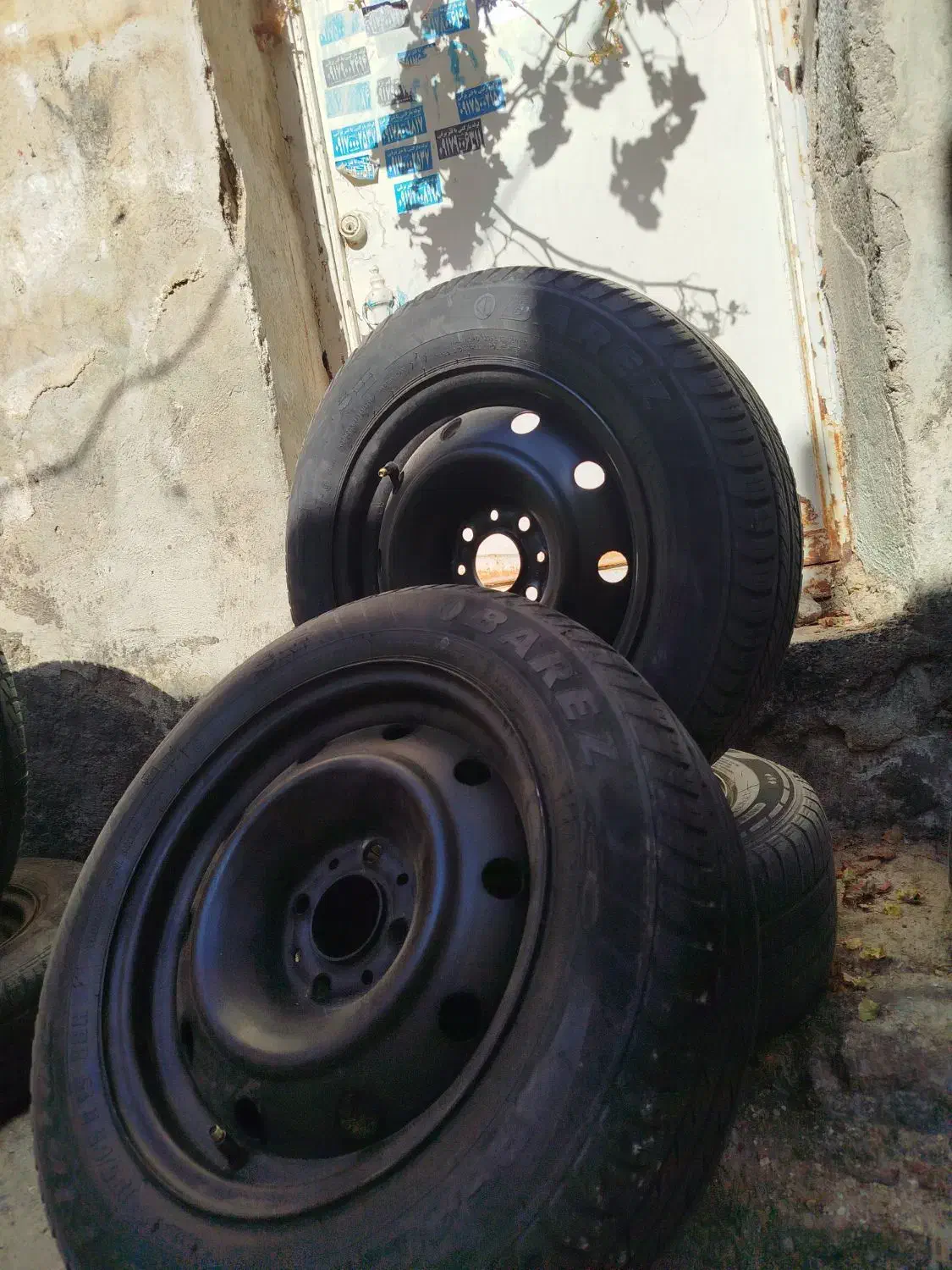 فروش رینگ و لاستیک درحد|قطعات یدکی و لوازم جانبی|شیراز, شهدای شهرک سعدی|دیوار