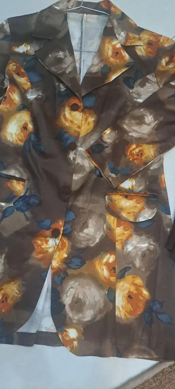 مجلسی|لباس|مشهد, الهیه|دیوار