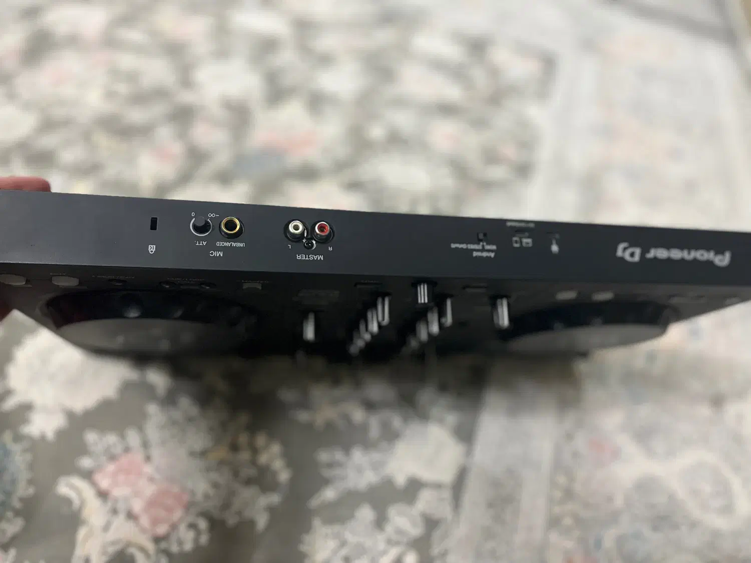 دستگاه دیجی درحد نو|آلات موسیقی|ساوه, |دیوار